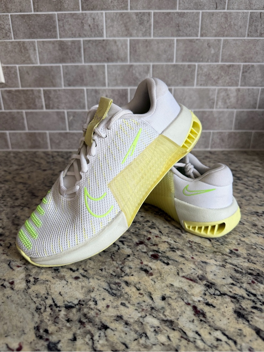 Nike Metcon 9, White/ Luminous Green/ Sea Glass/ Lime Blast, W 7